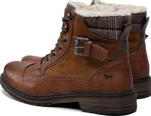 Mustang Fur Lined Cognac Boots Brown