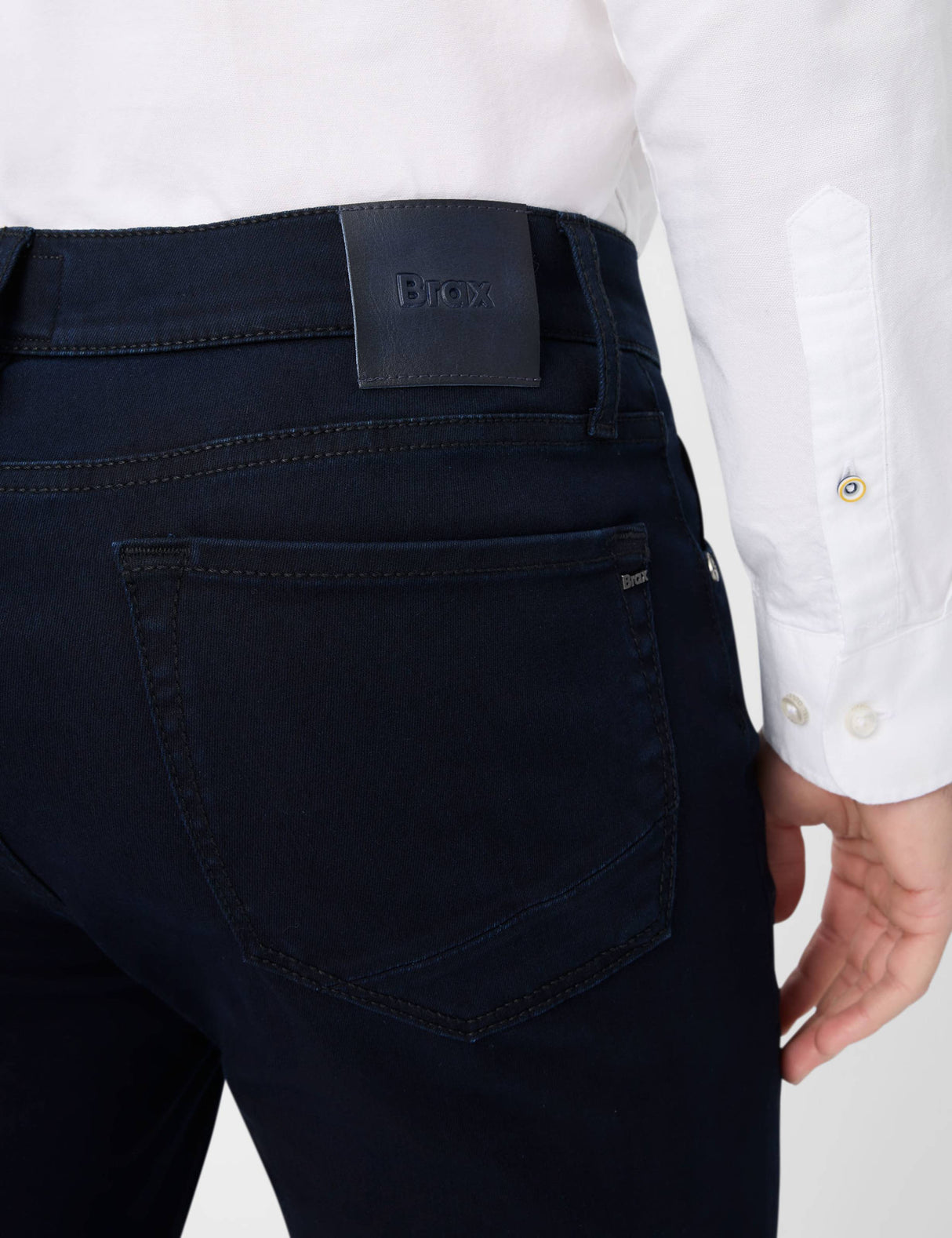 Brax X-Tall Chuck Blue Black Jeans Navy