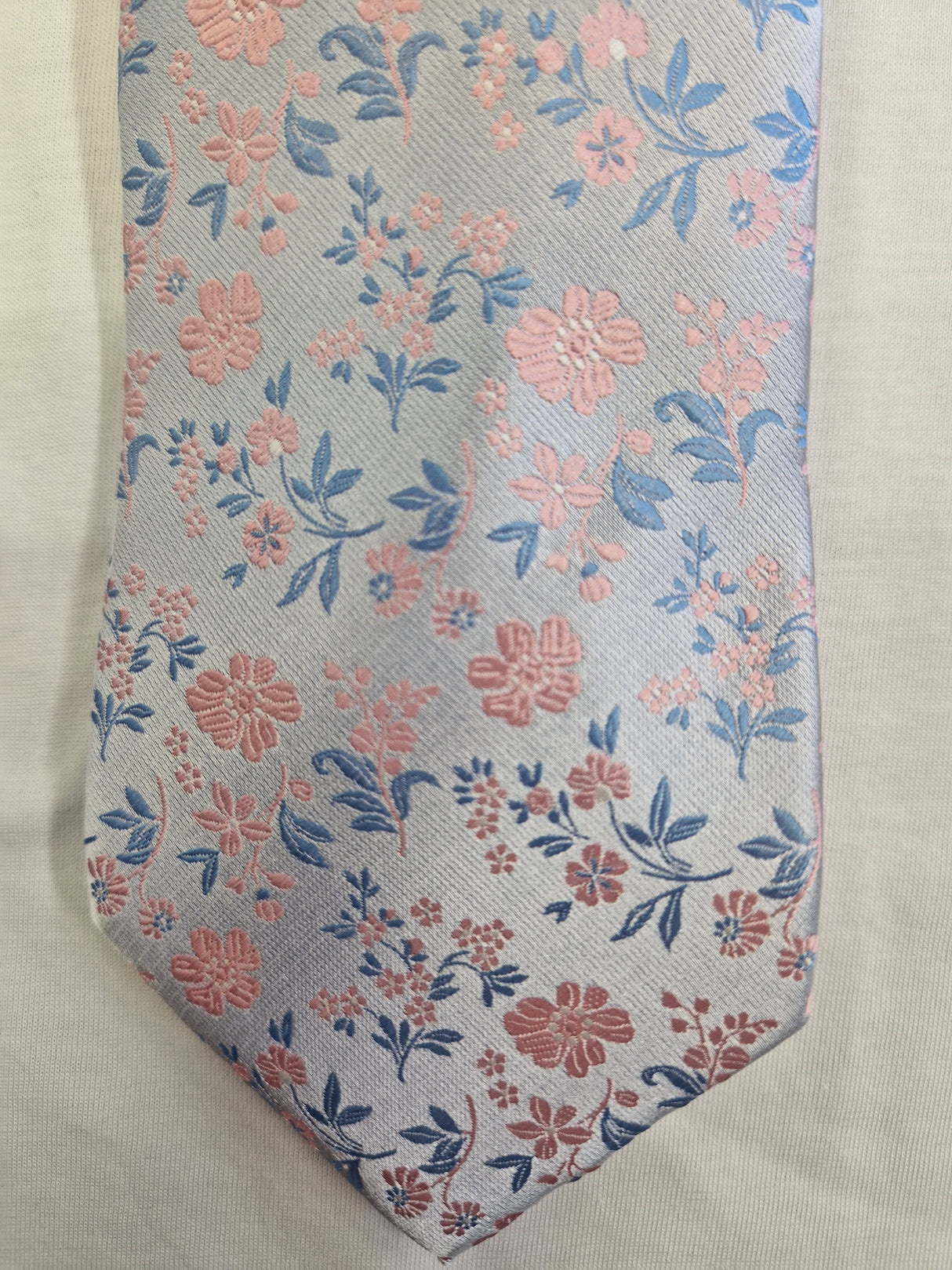 Hunter & Oak Lilac & Pink Floral Tie Pink